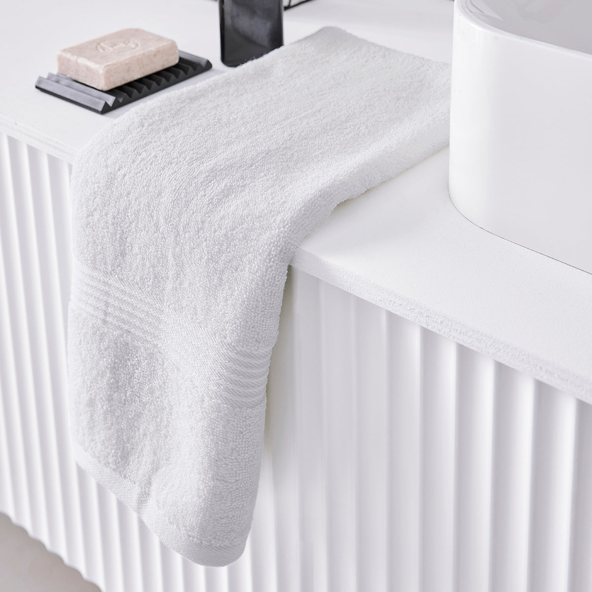 SERVIETTE DE BAIN BLANC