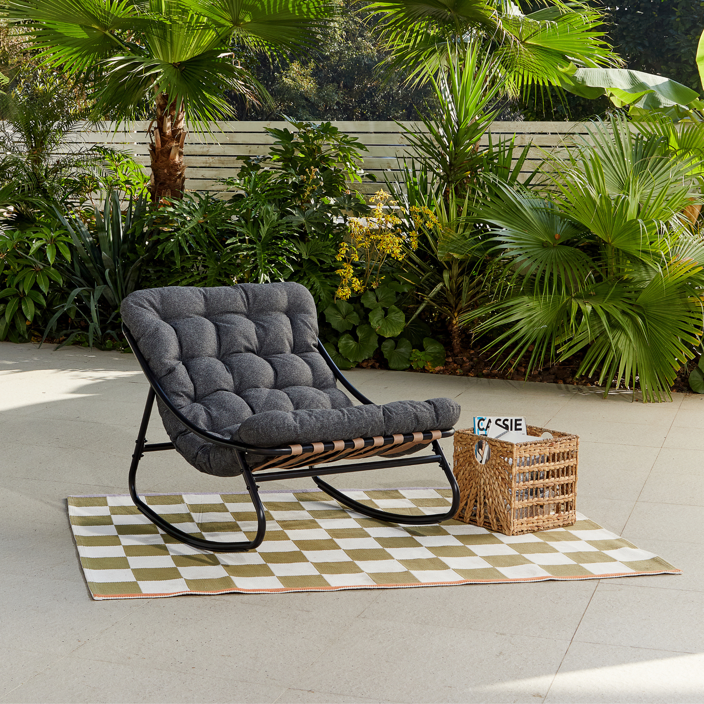 OUTDOOR ROCKING CHAIR